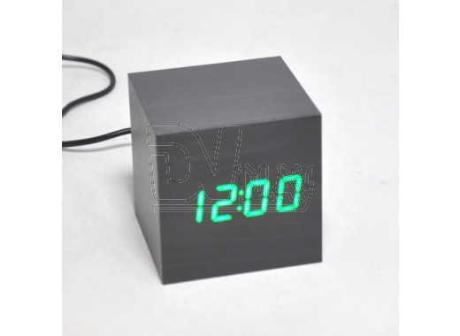 VST-869-4 часы настольные в деревянном корпусе (черный корпус, зеленые цифры)
